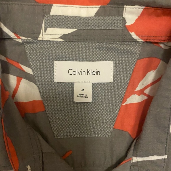 Calvin Klein button up - Picture 2 of 2